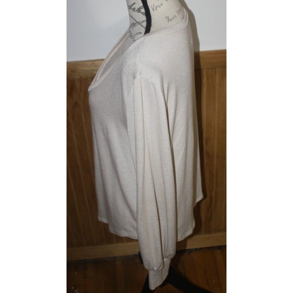 GAP Women's M Pullover Long Sleeve Round Neck T Shirt Top Blouse Cream Round Hem - Picture 5 of 7